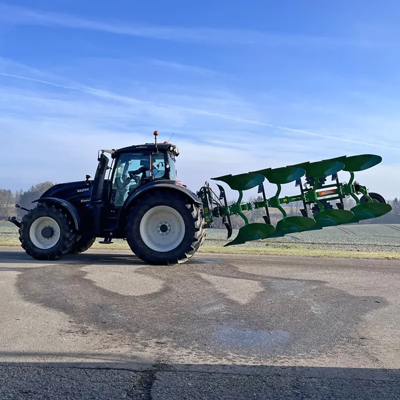 Valtra T174 - Amazone Cayros