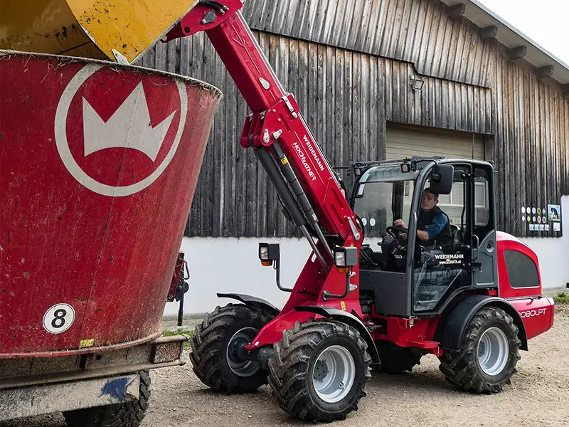 Weidemann 2080lpt plnené Silo mixer