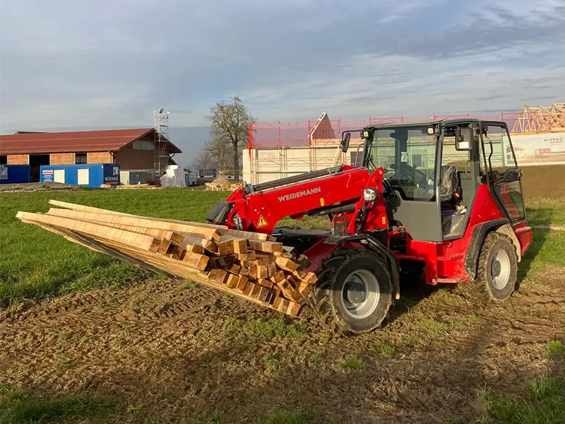 Weidemann 3060T pre prepravu dreva
