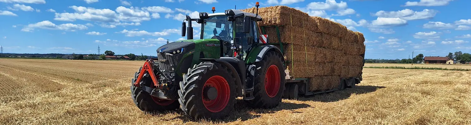 Der Fendt 942 Profi+ beim Stroh Transport