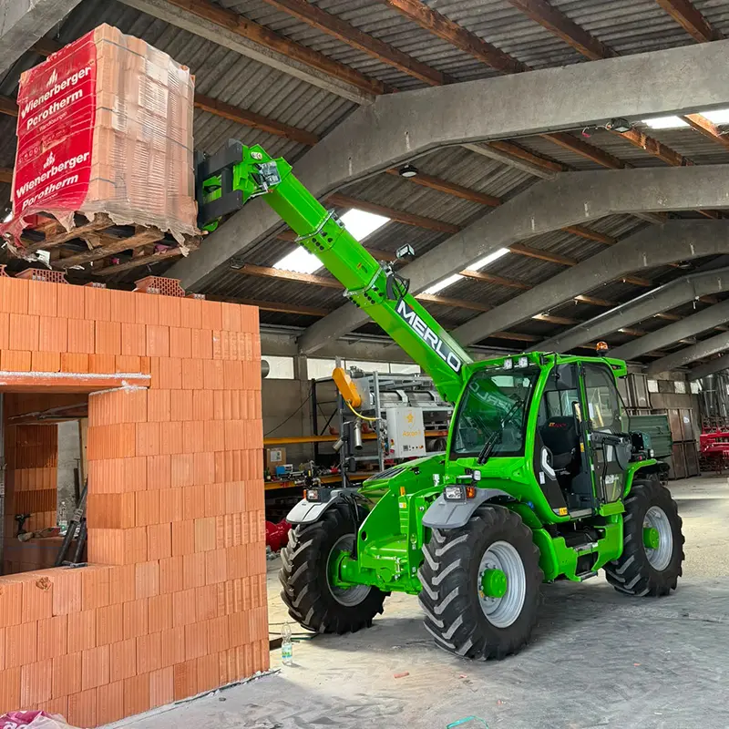 Der Merlo Multifarmer 34.9. CS-140 im Einsatz