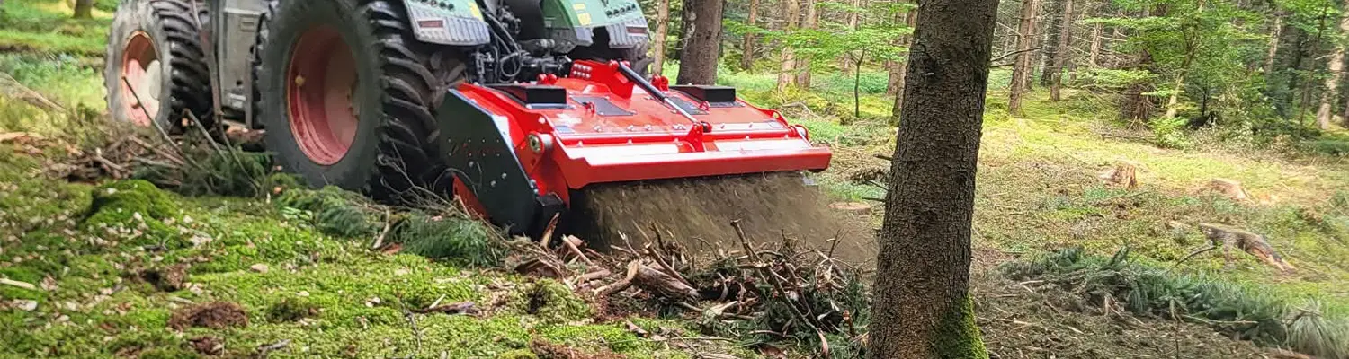 Die Prinoth M650 Turbo bei der Forstarbeit